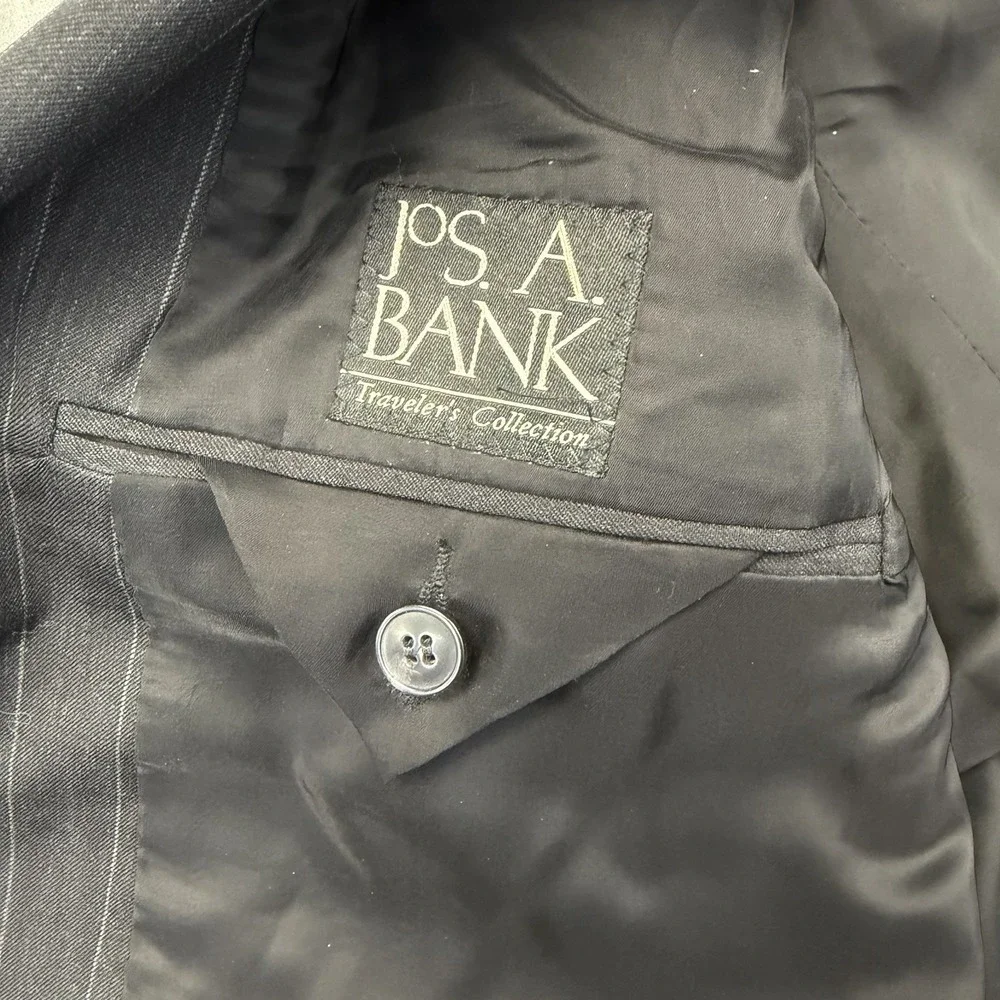 Jos A Bank Suit Jacket Mens 42SH Black Wool Travelers‎ Collection Pin Stripe